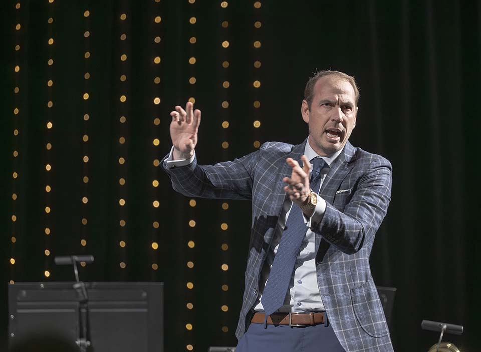 Indianapolis Colts Head Coach Shane Steichen speaking at Gala